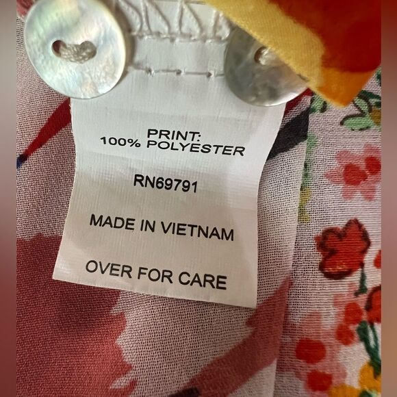 Hope Springs bright floral semi sheer pleated button front blouse XL Vaca travel - Picture 8 of 8